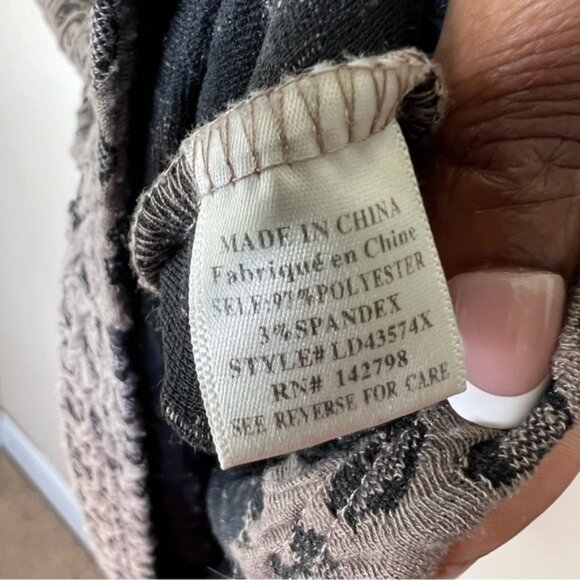 LOVE RICHIE Leopard Plus Size 1x - Picture 6 of 6